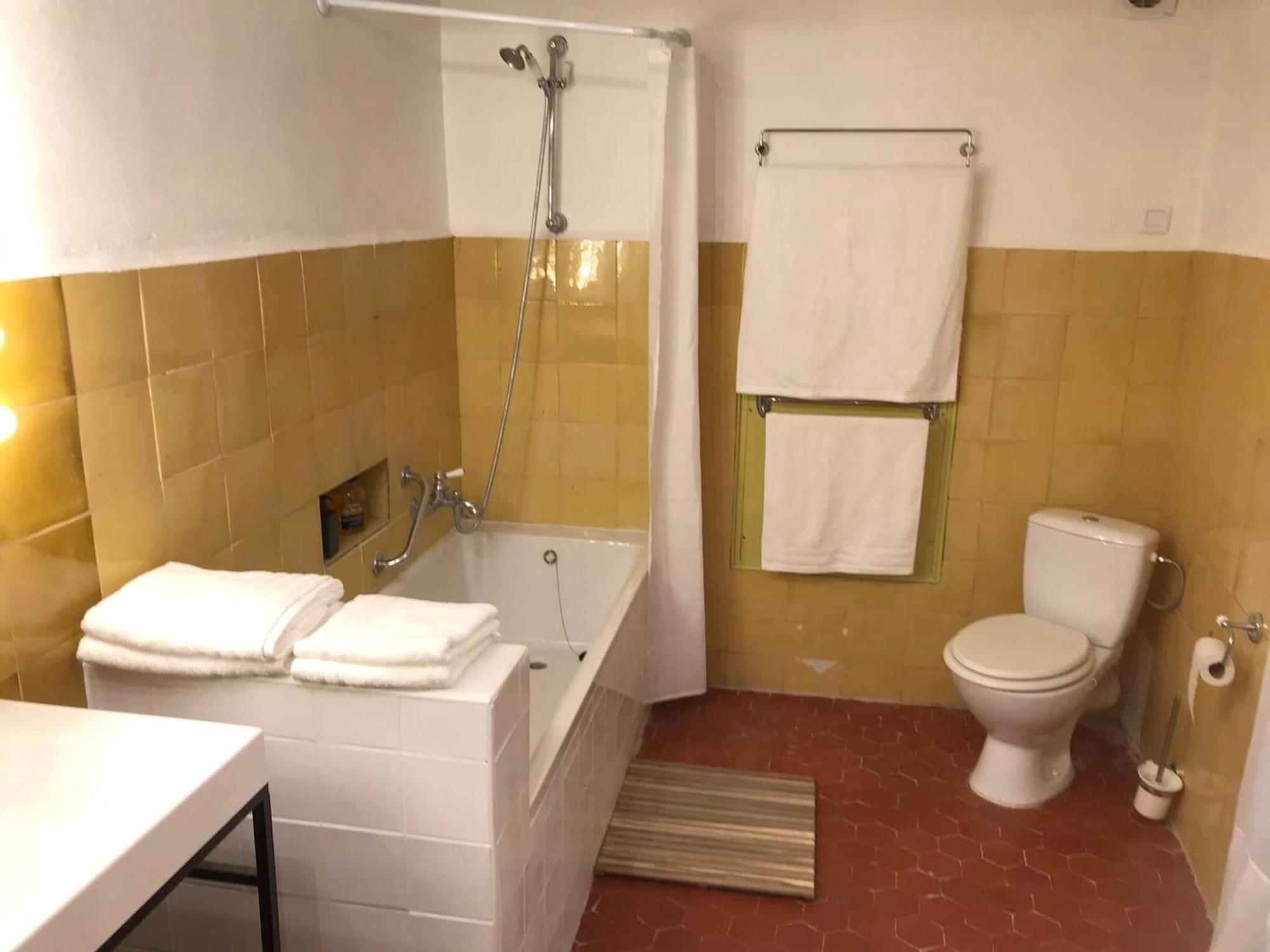 La Maison Joly Menerbes Luaran gambar